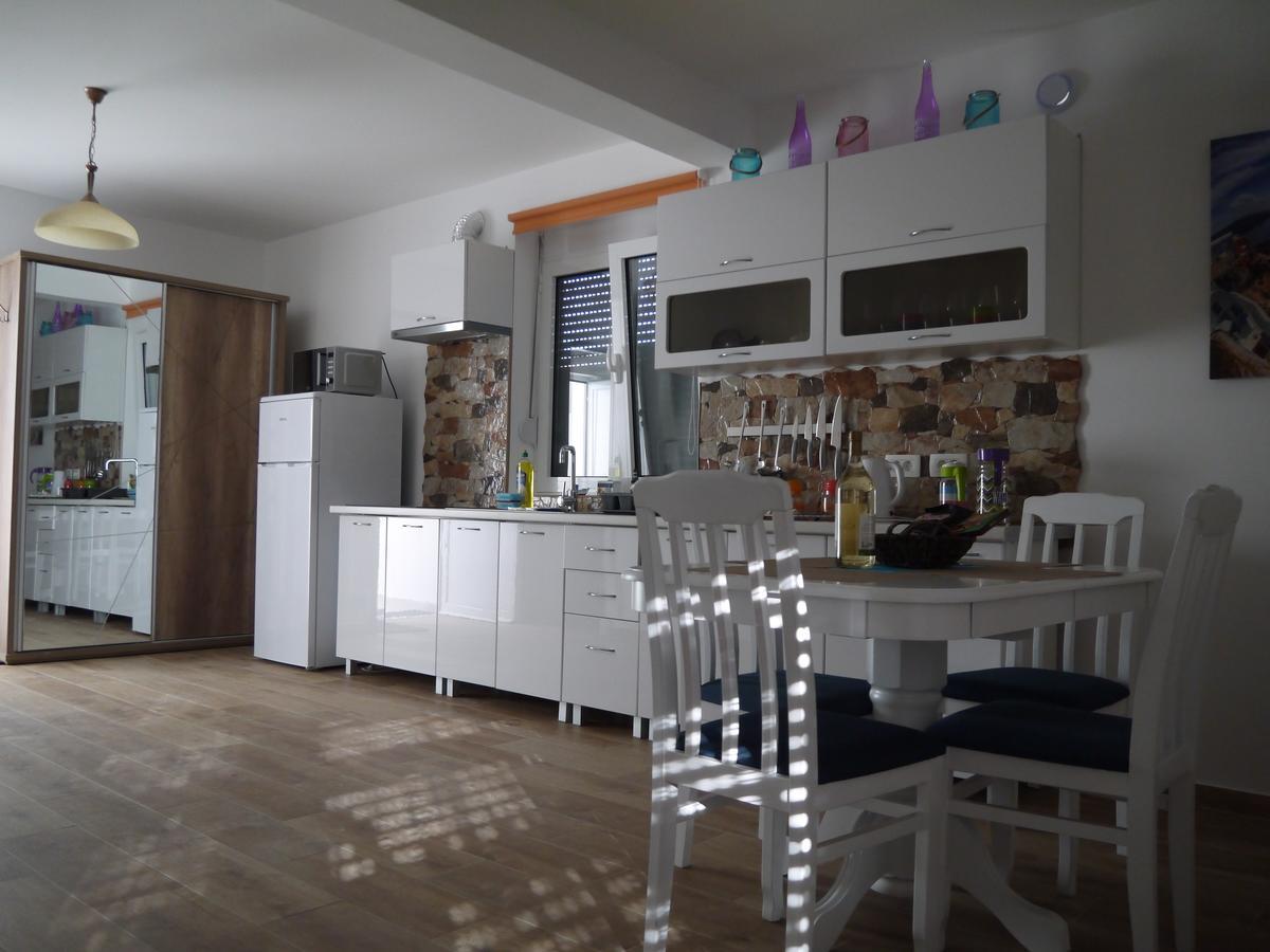 Crystalsky Apartman Dobra Voda Kültér fotó